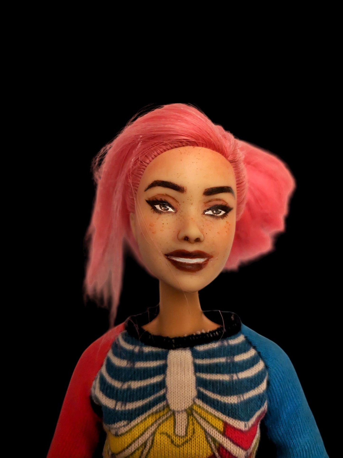 CHRISTY | ooak art doll - repainted doll with articulated body and pink hair